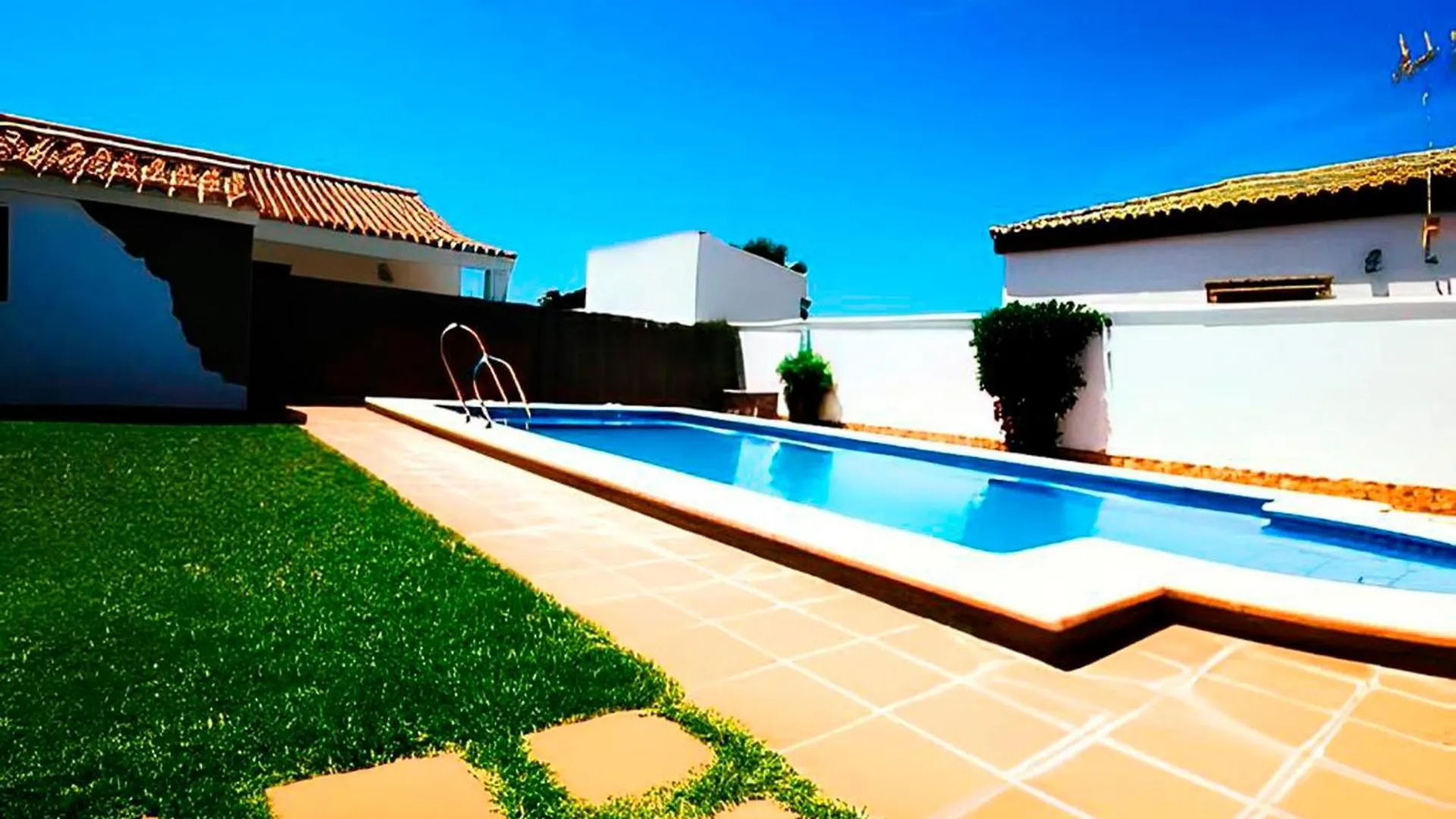 Chalet Con Piscina Compartida Y Jardin Privado Cadiz Apartment