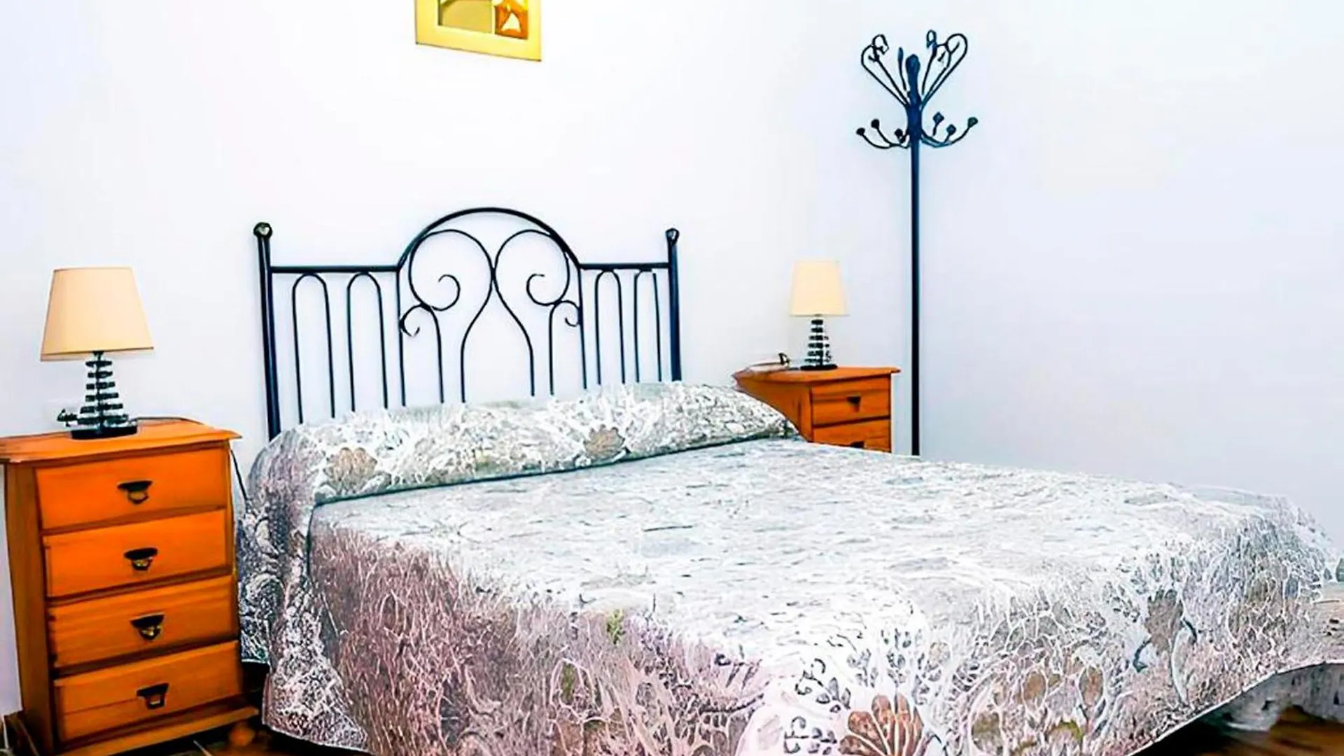Chalet Con Piscina Compartida Y Jardin Privado Cadiz 0*,